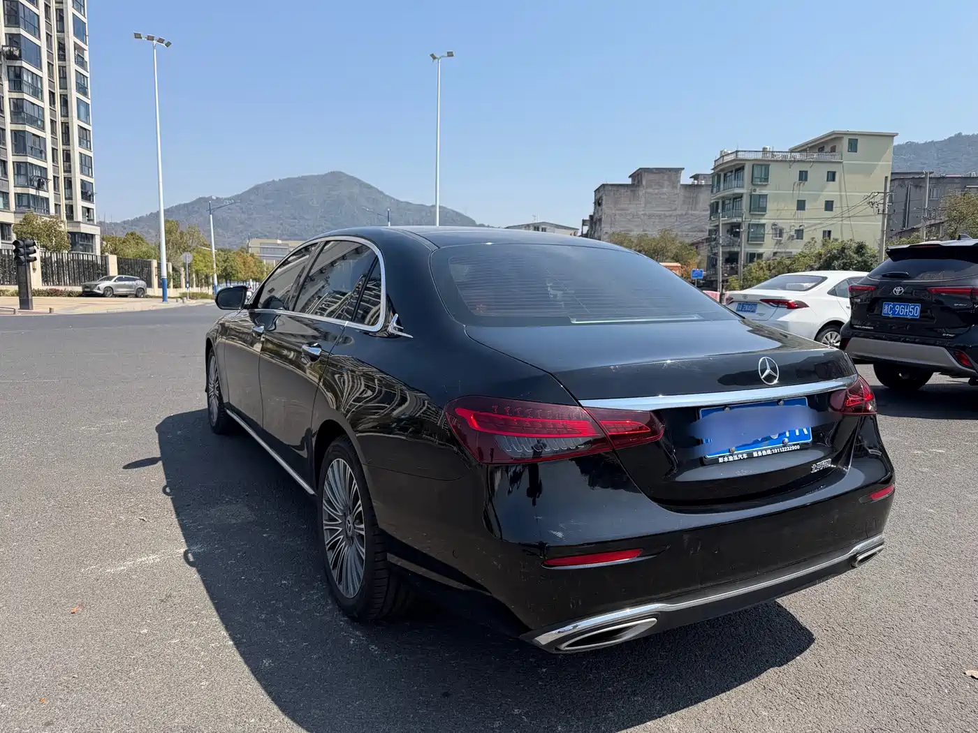 MERCEDES-BENZ E CLASS