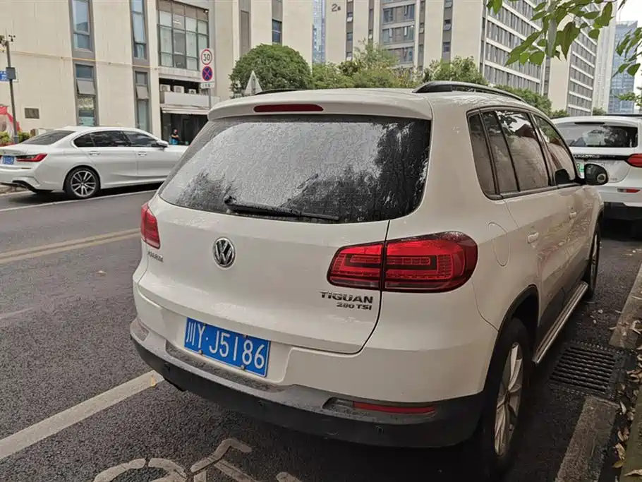 Volkswagen Tiguan 2016 280TSI Automatic 2WD Silk Road Comfort фото 3