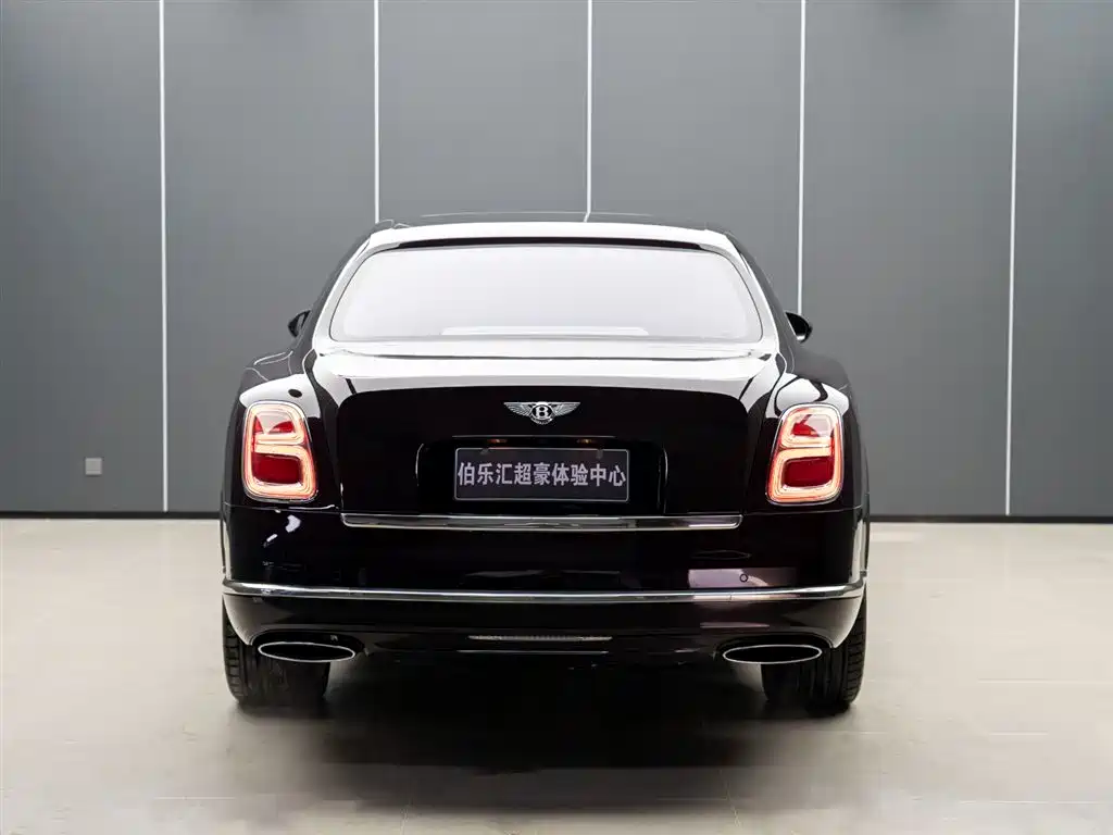 Bentley Mulsanne 2017 6.8T Long Wheelbase фото 6