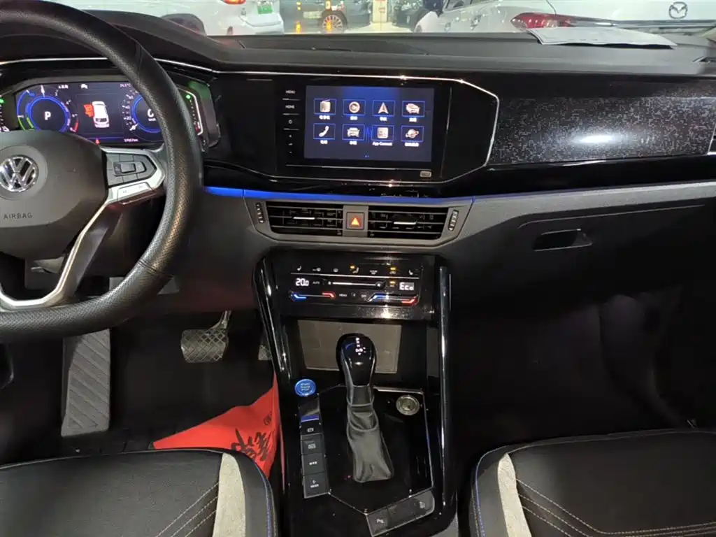 Volkswagen Tayron GTE Plug-in Hybrid 2020 Model 1.4T Luxury фото 13