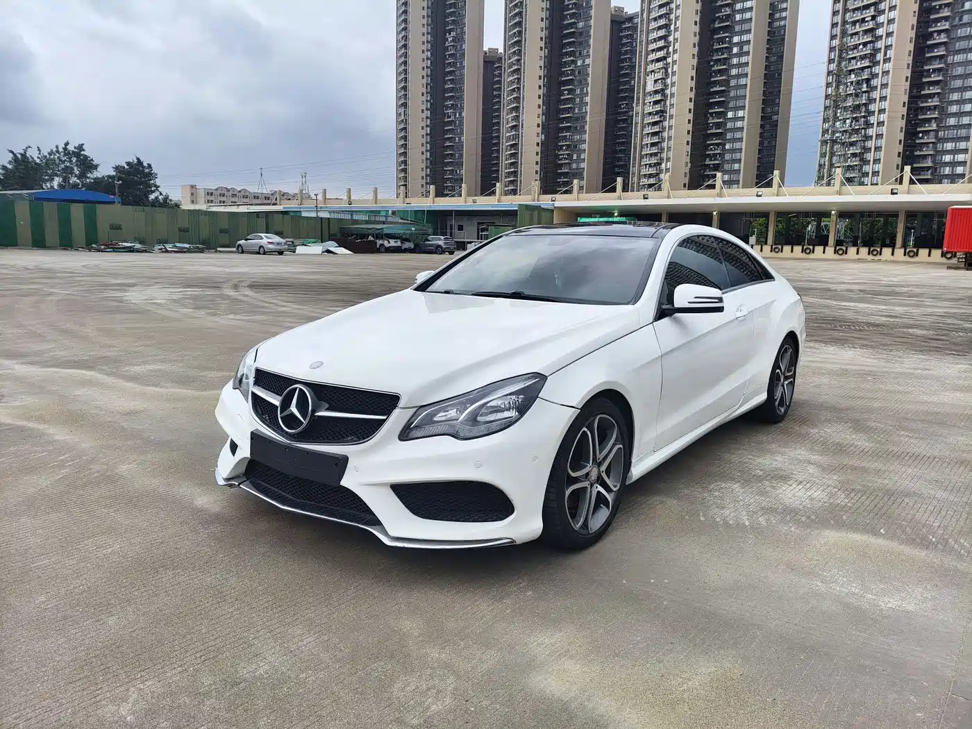 Mercedes-Benz E-Class (Import) 2014 E 200 Coupe