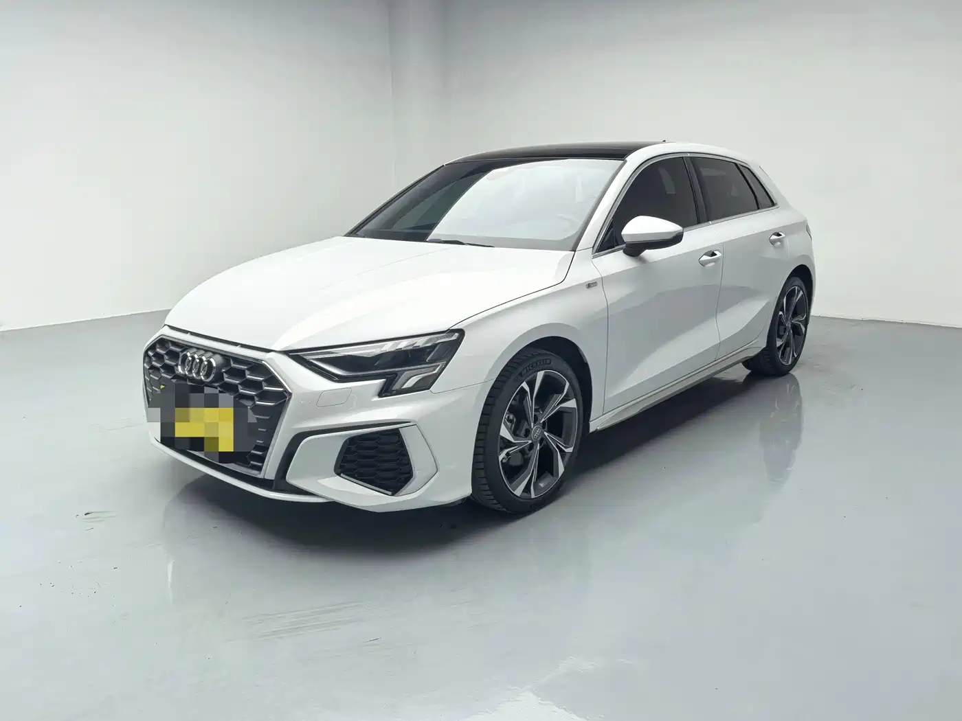 Audi A3 2021 Sportback 35 TFSI Luxury Sport