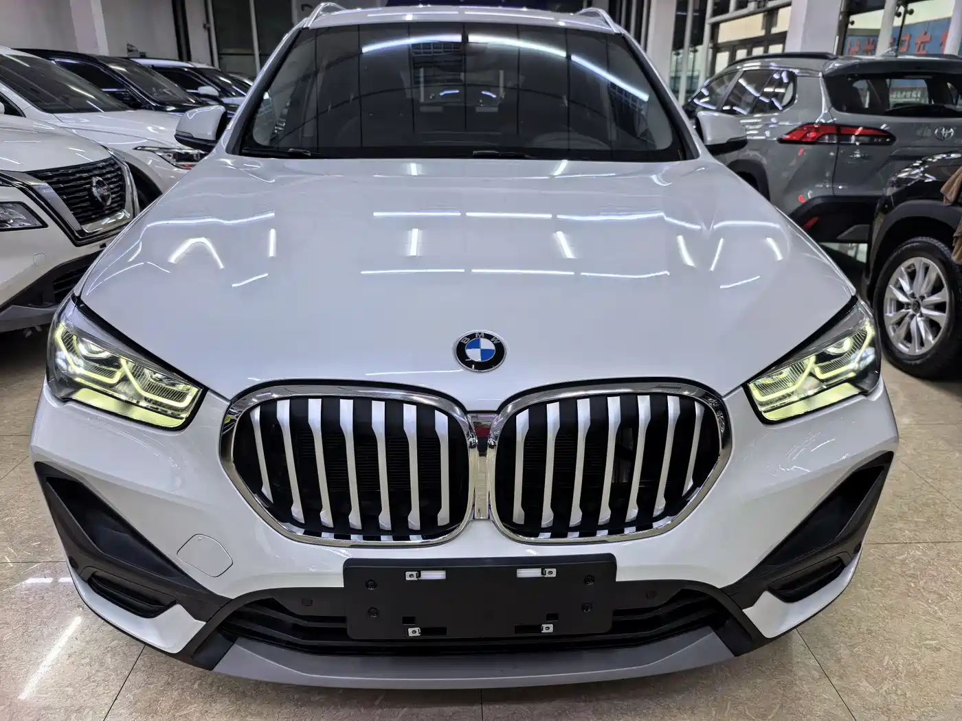 BMW X1 2022 sDrive25Li Leading фото 2