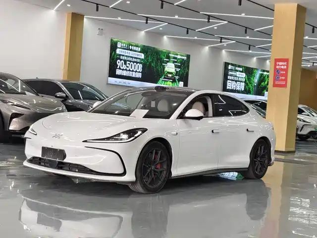 IM Motors IM L6 2024 Max Standard Edition