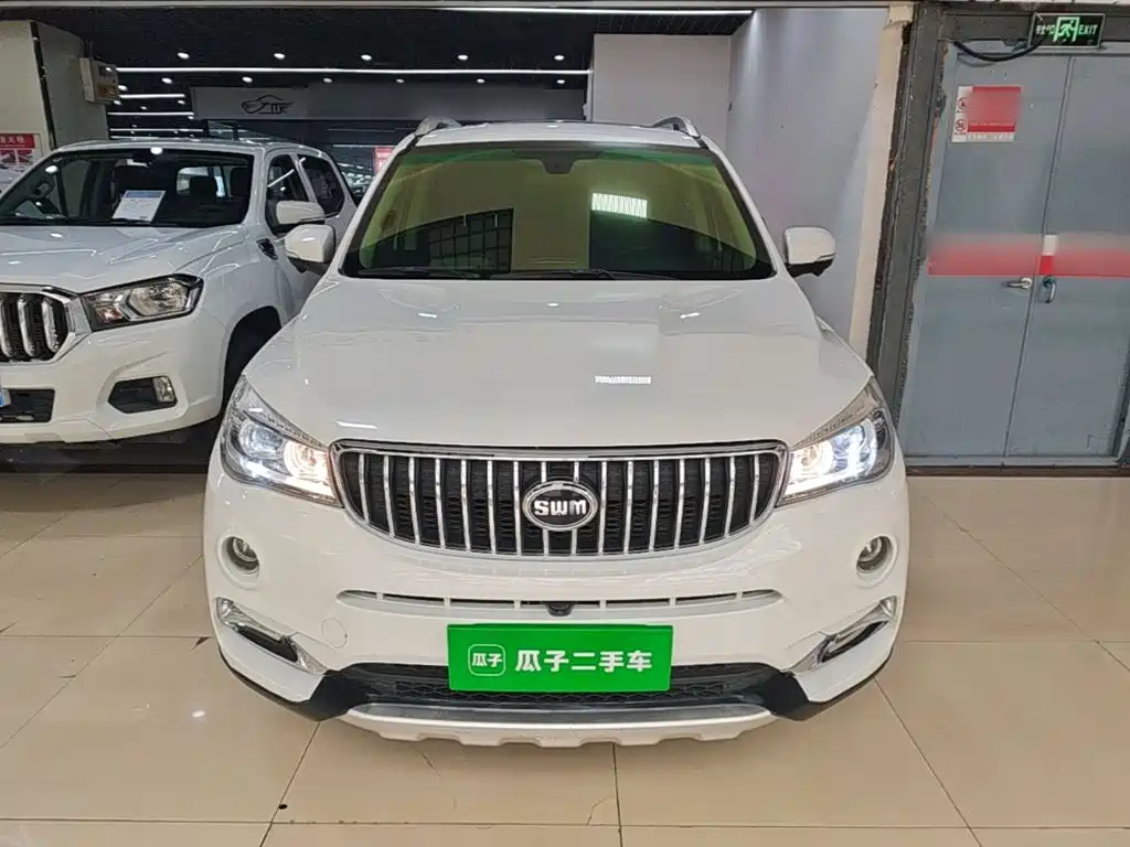 SWM Motor SWM X7 2018 2017 1.5T Automatic Smart Enjoy 7-seater