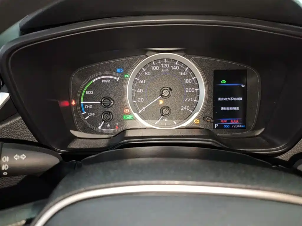 Toyota Corolla 2022 Hybrid 1.8L E-CVT Pioneer Edition фото 12