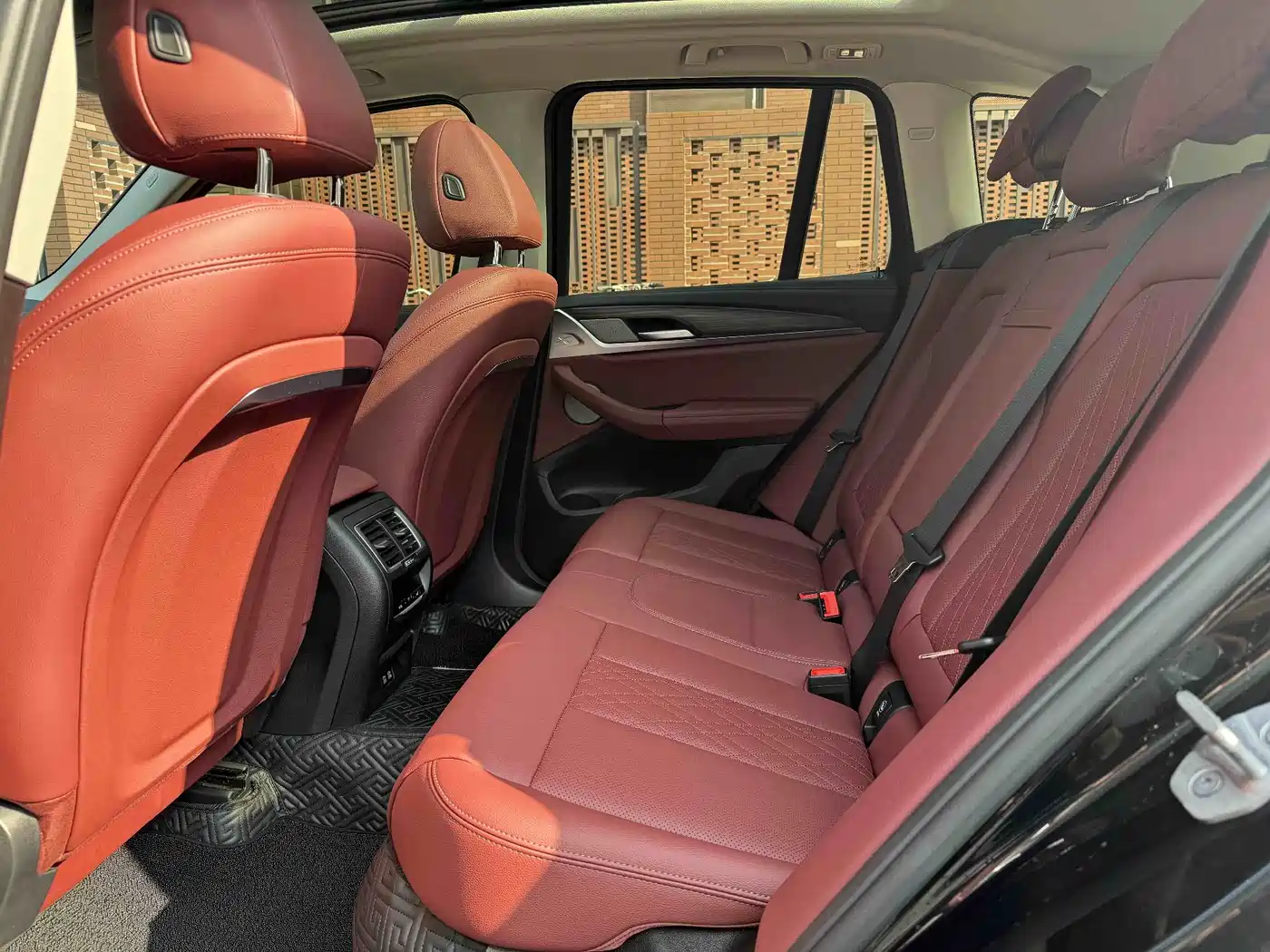 BMW X3 2022 Facelift xDrive30i Leading M Shadow Edition фото 8