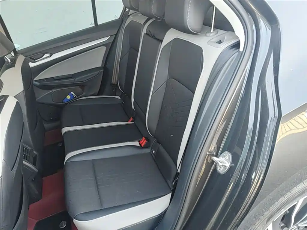 Volkswagen Golf 2021 280TSI DSG Pro фото 17