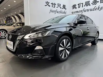 Nissan Teana