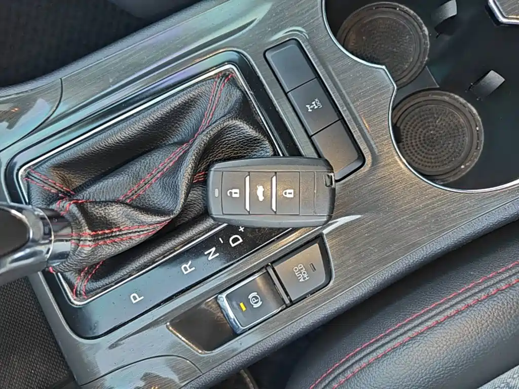 Photo 9 - Changan CS75