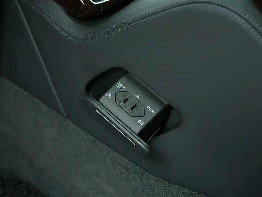 Audi A8 2014 A8L 45 TFSI quattro Luxury фото 19