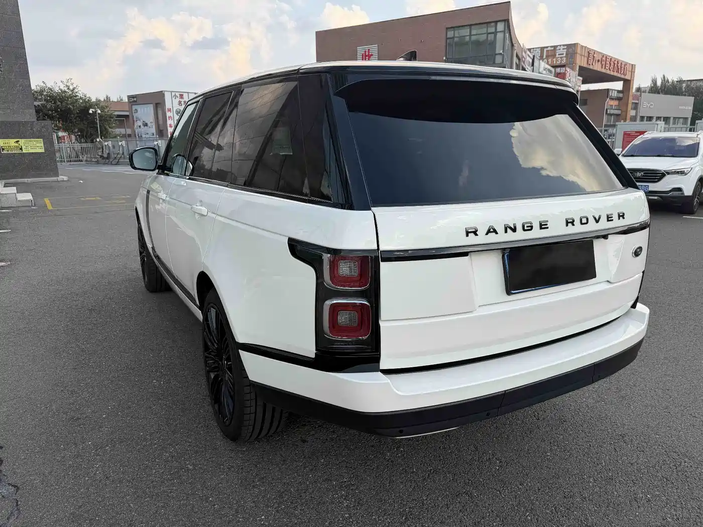 Фото 10 - Land Rover Range Rover