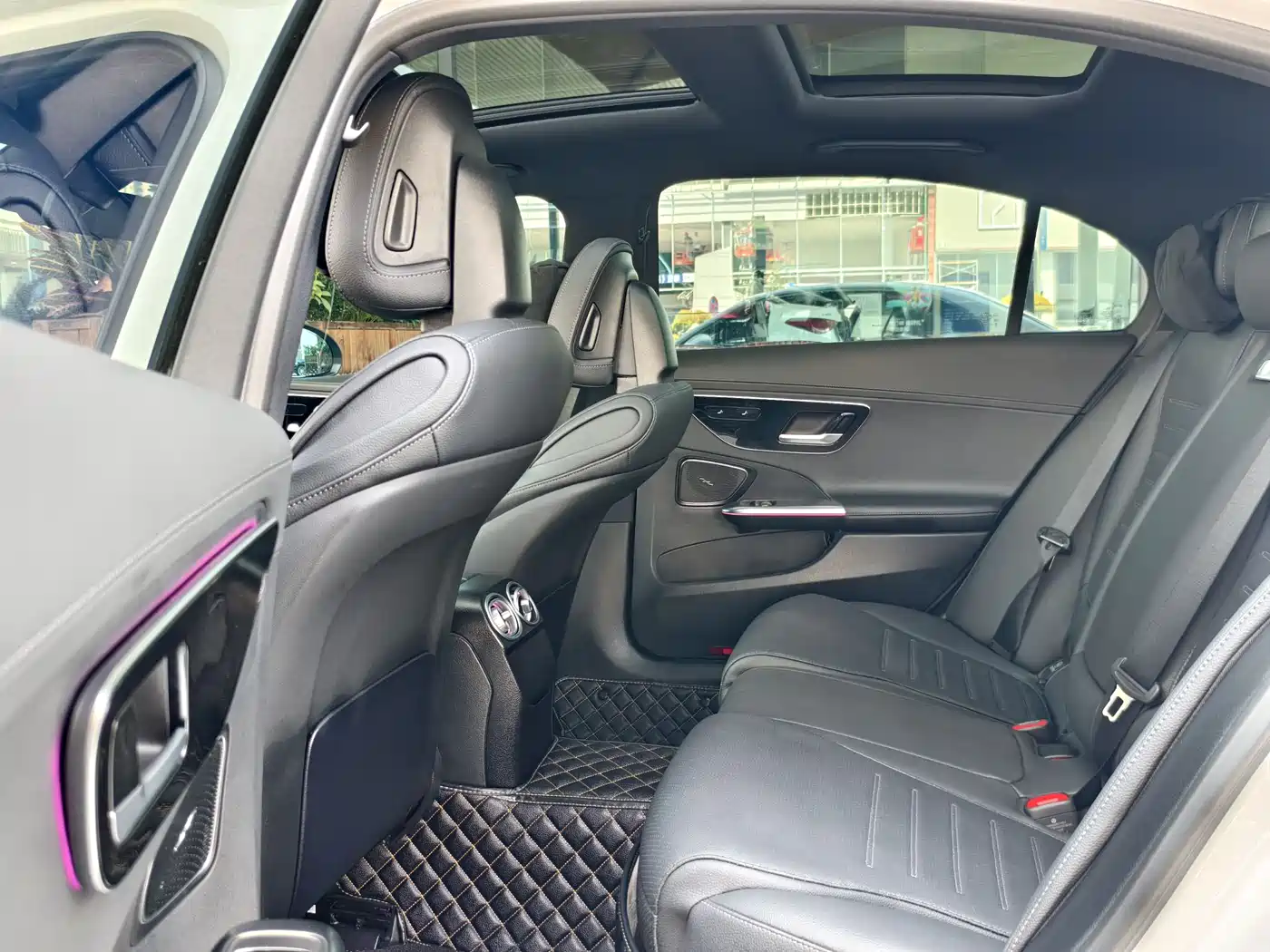 Mercedes-Benz C-Class 2024 C 260 L Sport фото 13