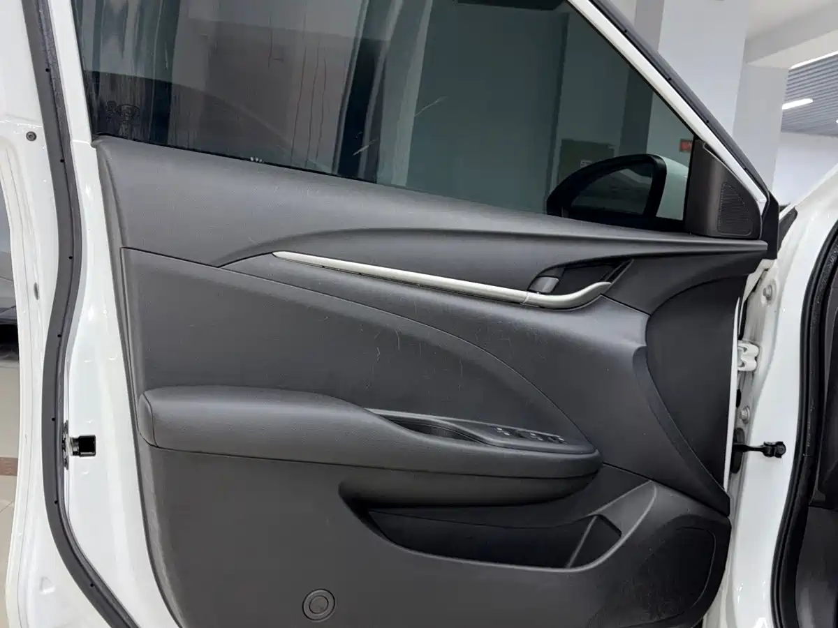 Buick Excelle 2019 18T Auto Connected Elite China VI фото 10
