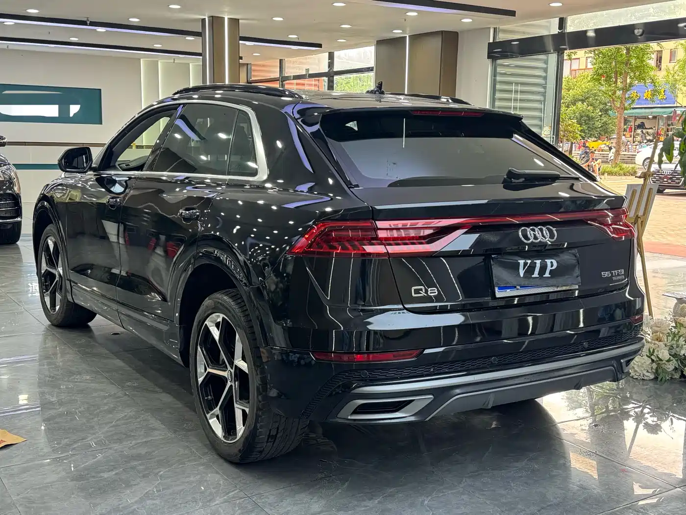 Audi Q8 2021 Model 55 TFSI Premium Dynamic фото 7