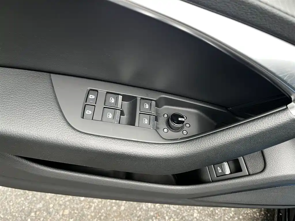 Audi A6L 2020 45 TFSI Premium Elegance фото 11