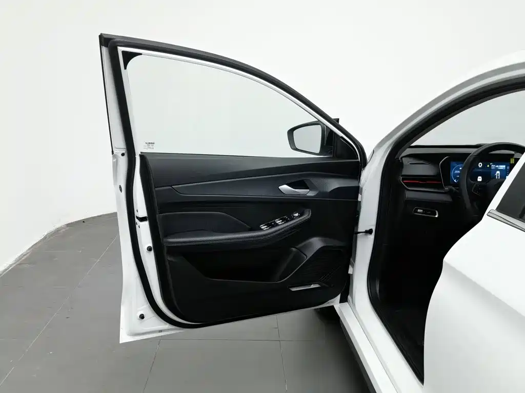 Geely Binrui, миниатюра 8