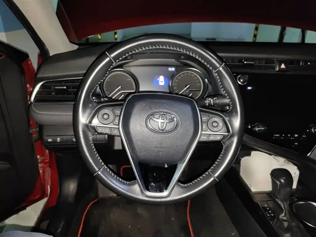 Toyota Camry 2019 Hybrid 2.5HS Trend Edition China VI фото 4