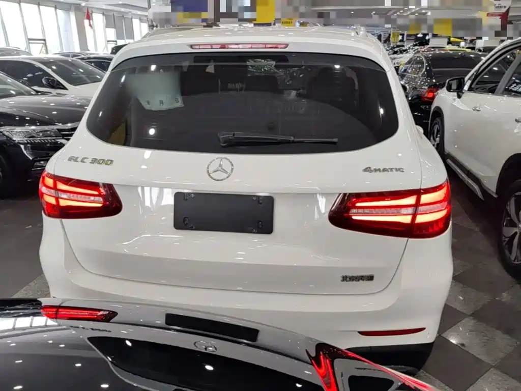 Mercedes-Benz GLC 2018 GLC 300 4MATIC Dynamic фото 6