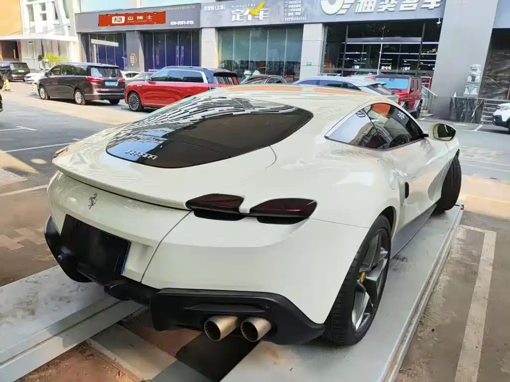 Ferrari Roma 2021 2020 3.9T V8
