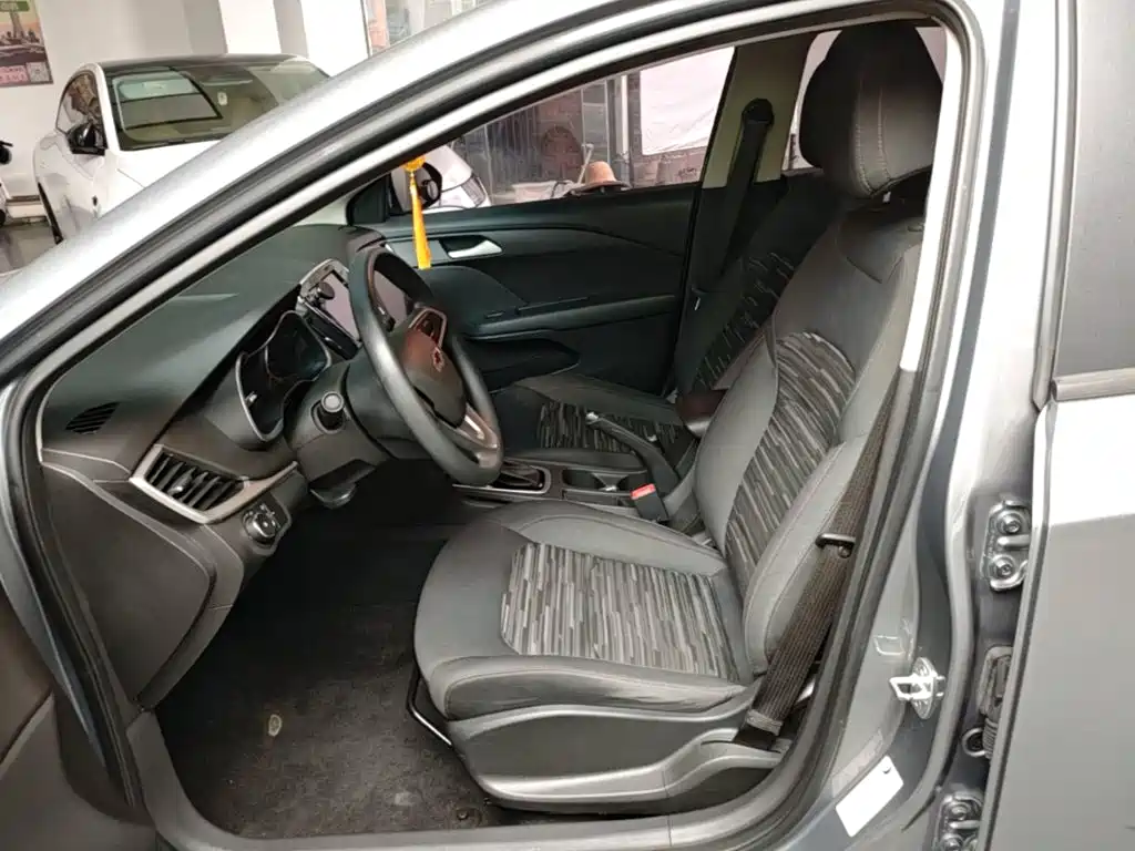 Chevrolet Monza 2019 2019 Redline 320T DCT Joy Edition China VI