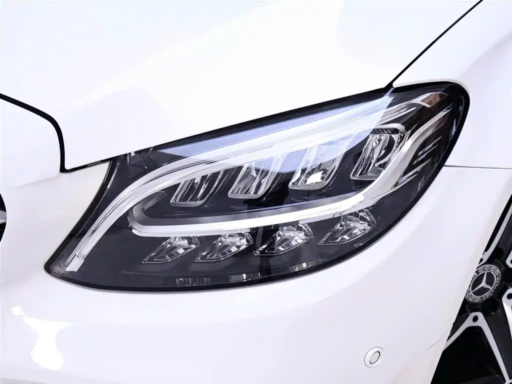 Mercedes-Benz C-Class 2020 Facelift C 260 Sport Version фото 4