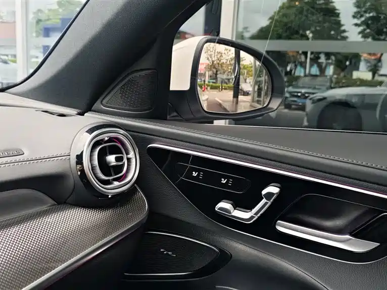 Mercedes-Benz C-Class 2025 C 260 L Sport Edition фото 14