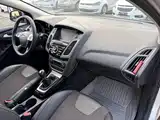 Фото 14 - Ford Focus