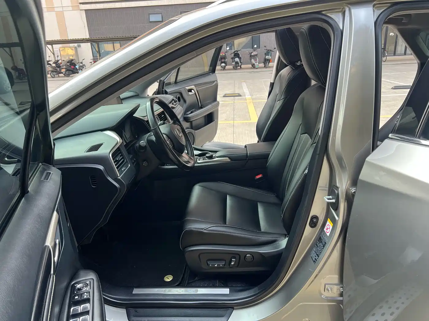 Lexus RX 2016 300 2WD Elite Edition (China V) фото 6
