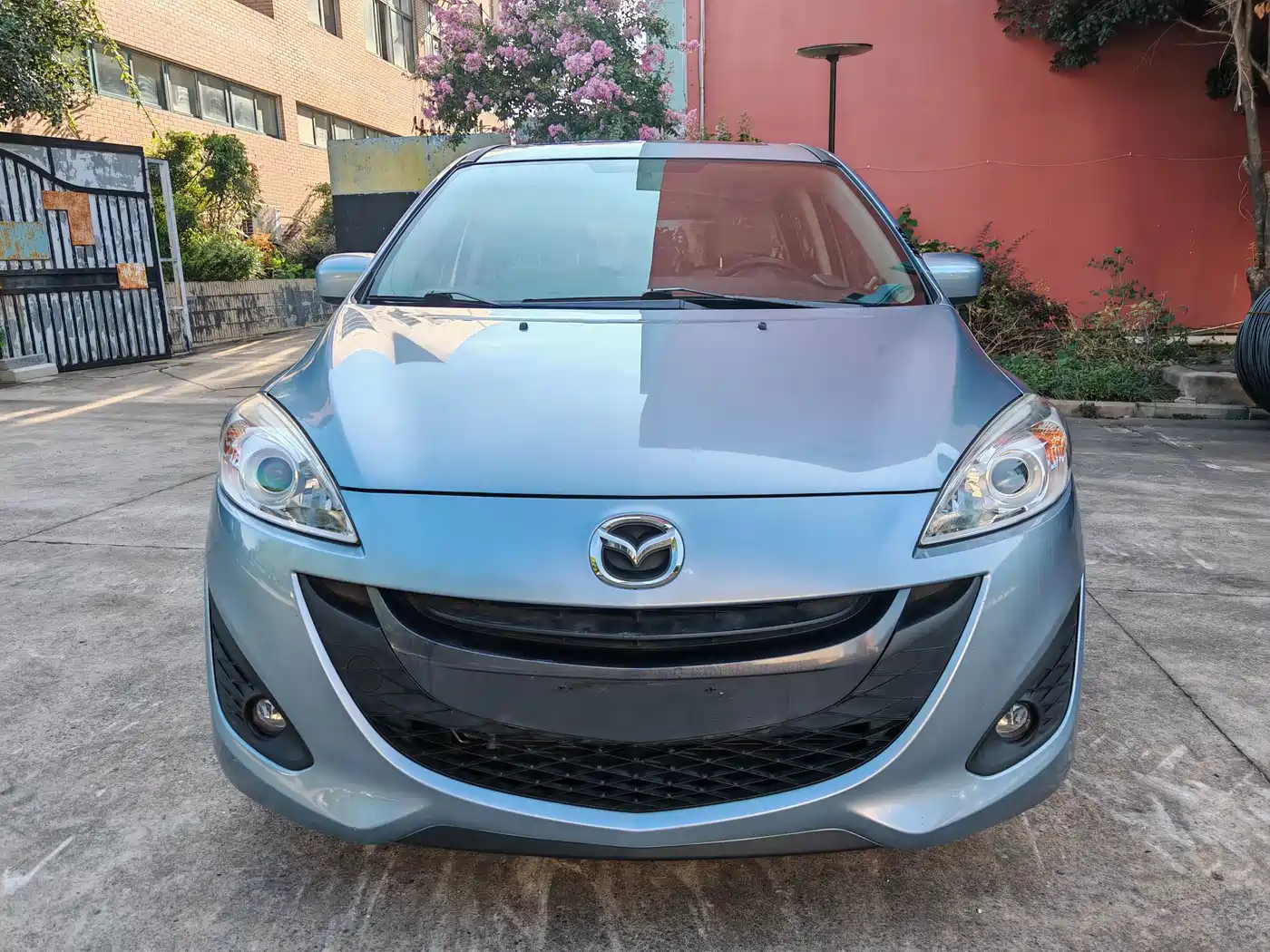Mazda Mazda5 2011 2011 2.0L Automatic Luxury
