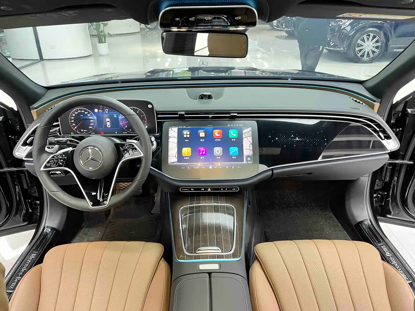 Mercedes-Benz E-Class 2025 E 300 L Luxury фото 14