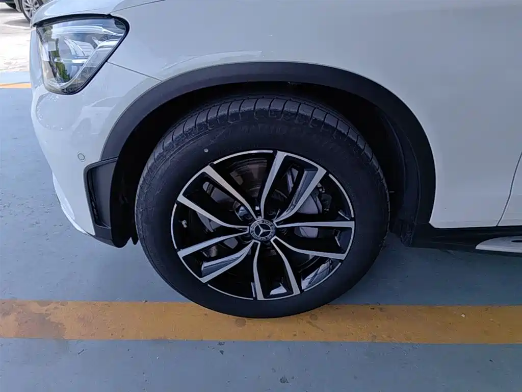 Mercedes-Benz GLC 2022 Model GLC 300 L 4MATIC Dynamic Edition фото 23