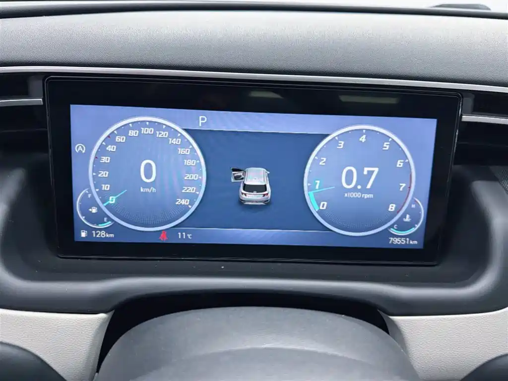 Hyundai Tucson 2021 Tucson L 1.5T DCT LUX Premium фото 4