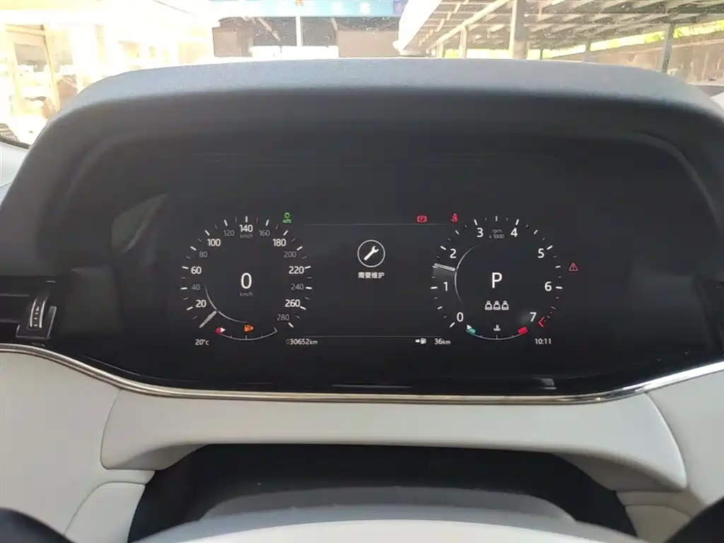 Land Rover Range Rover Evoque 2022 Range Rover Evoque L 249PS R-Dynamic Luxury Edition фото 12