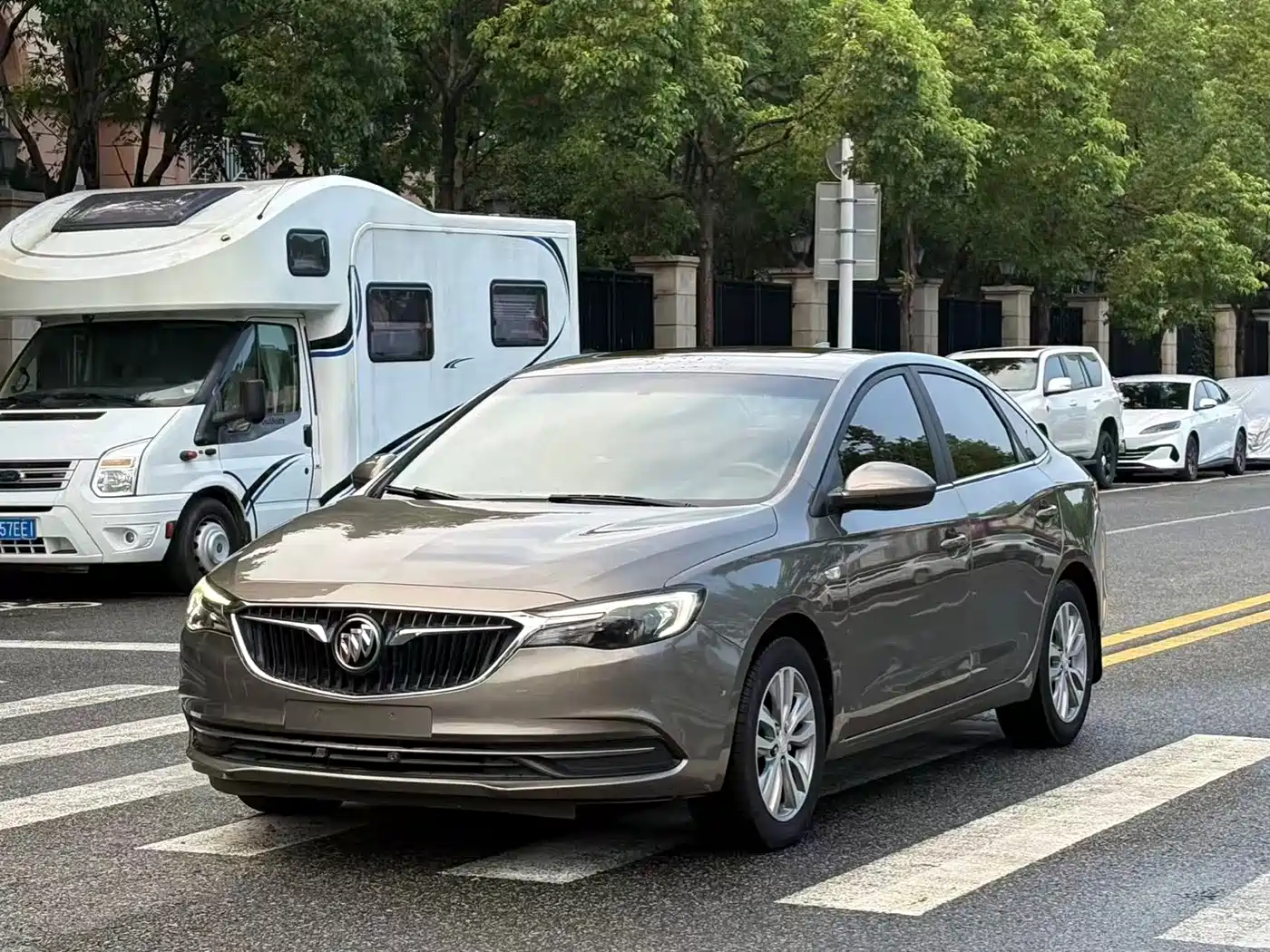 Фото 1 - Buick Excelle
