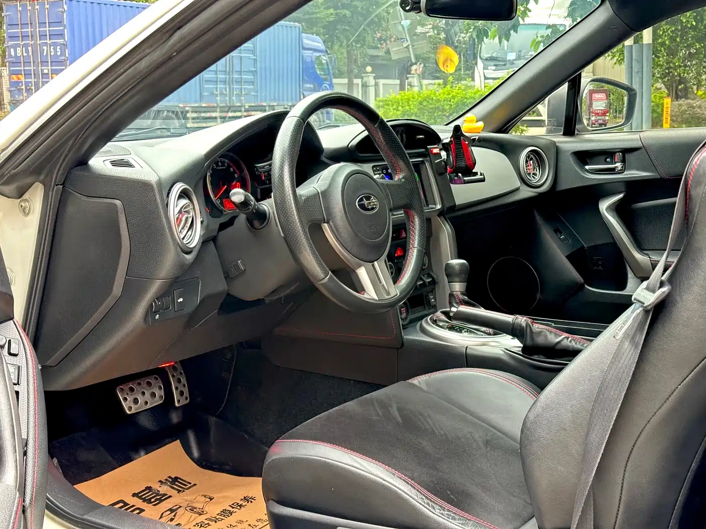 Subaru BRZ 2013 2.0i Automatic Luxury фото 8