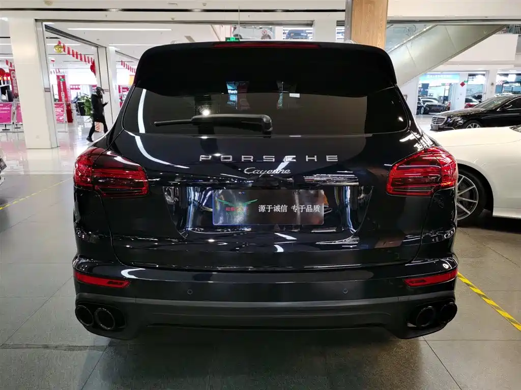 Porsche Cayenne 2015 Cayenne 3.0T фото 4