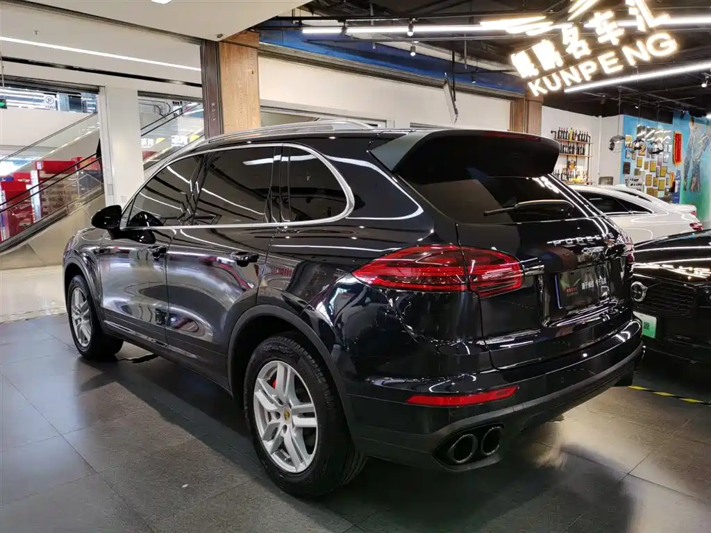 Porsche Cayenne 2015 Cayenne 3.0T фото 3