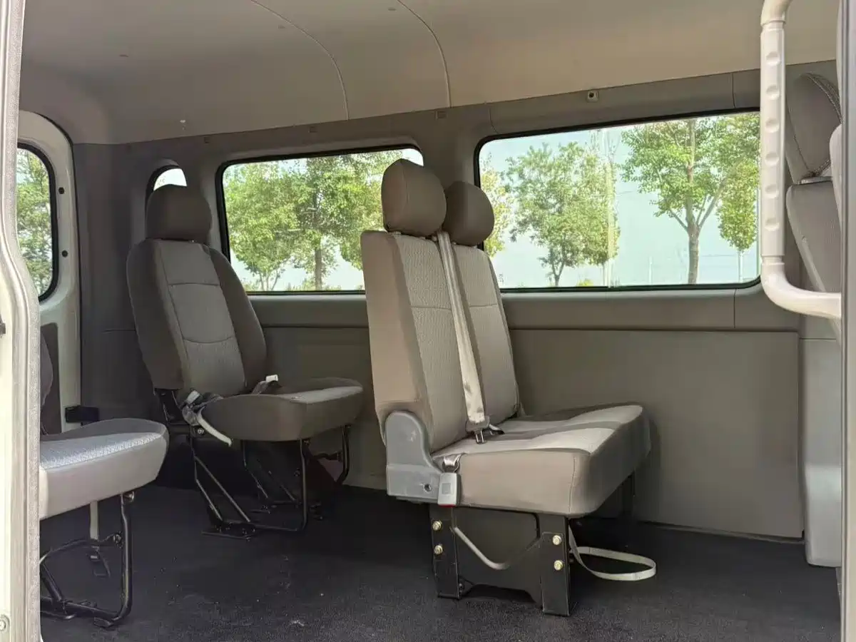 JAC Star锐 2022 2021 2.0T Series 5 Star Express 6/7 Seater Medium Roof D20TCIF1