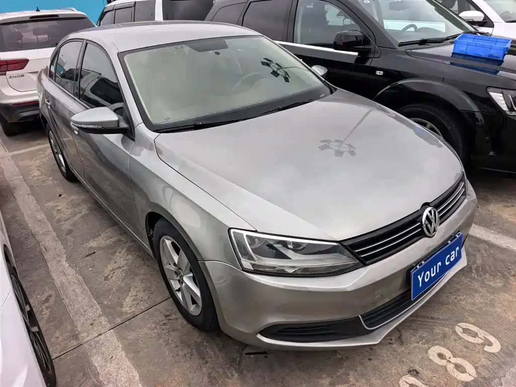 Volkswagen Sagitar 2012 Model 1.6L Manual Fashion фото 3