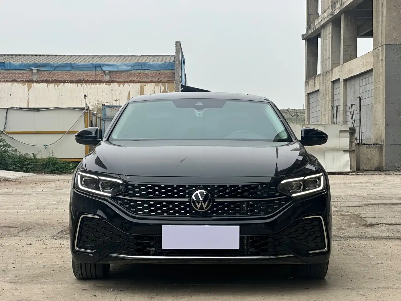 Volkswagen Passat 2024 Model 380TSI Starlight Elite фото 2