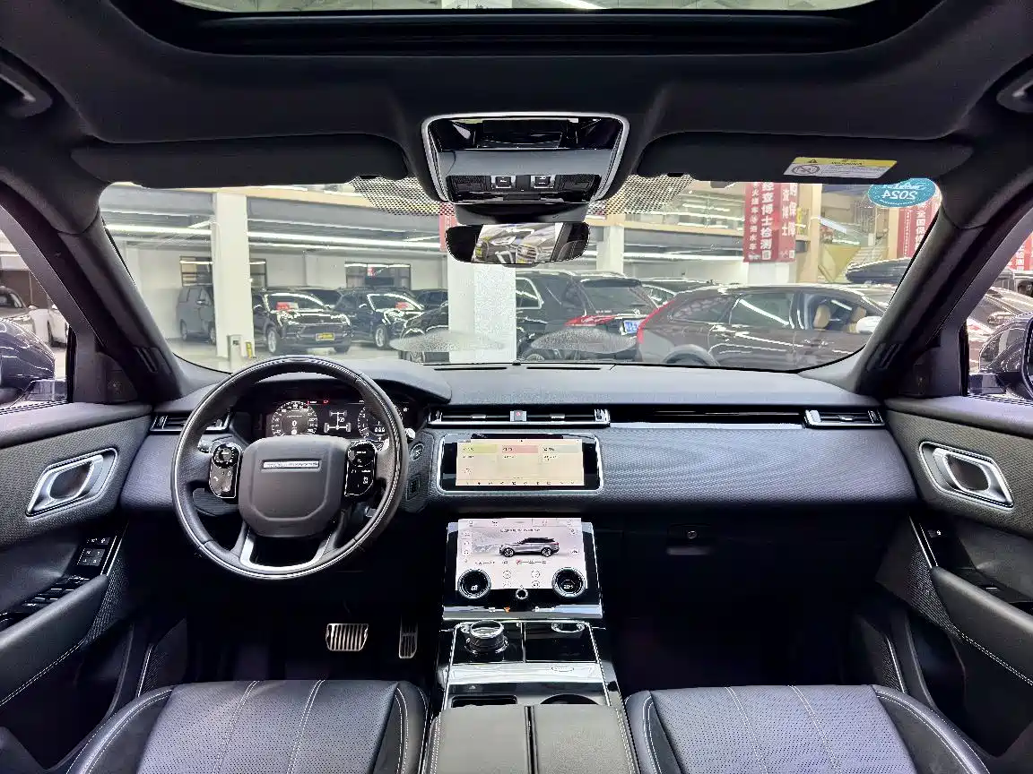 Фото 12 - Land Rover Range Rover Velar