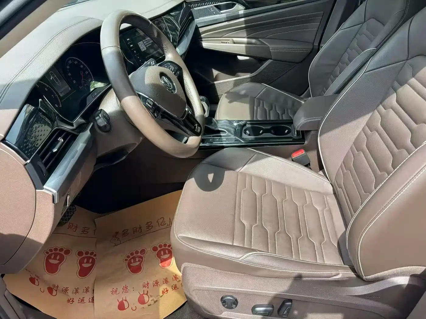 Volkswagen Passat 2019 330TSI Elite Version China VI фото 4