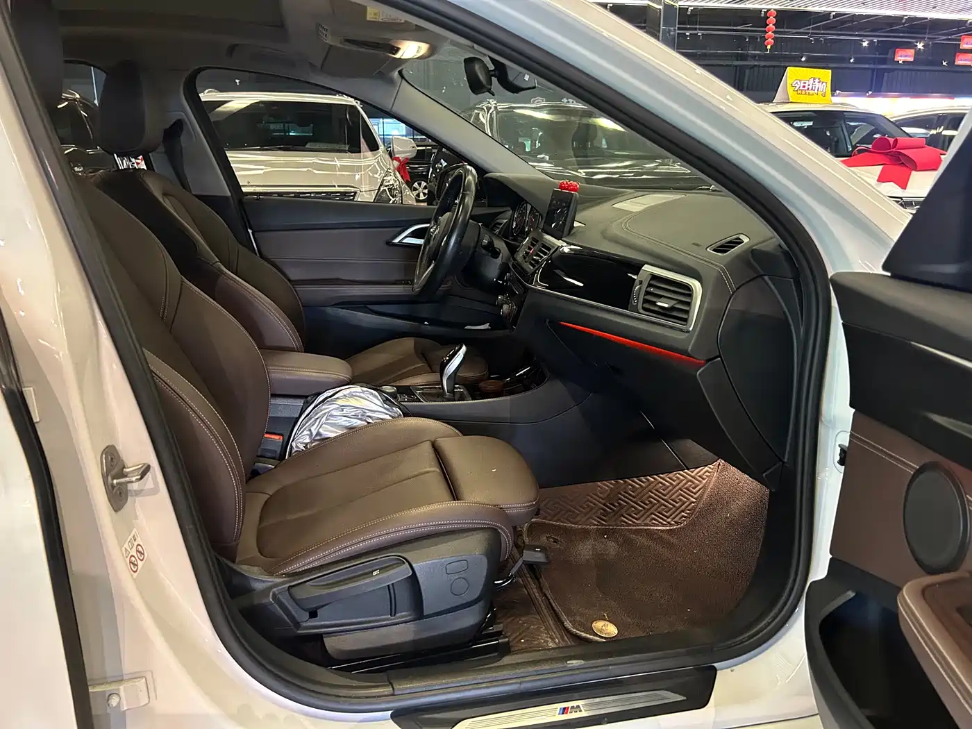 BMW 1 Series 2020 Model 120i M Sport Package фото 7