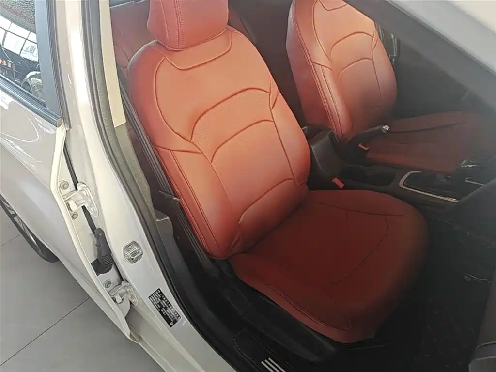 Chevrolet Cavalier 2019 320 Auto Sunroof Enjoyment Edition фото 25
