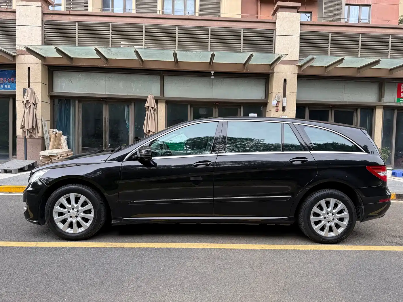 Mercedes-Benz R-Class 2015 R 320 4MATIC Luxury фото 5