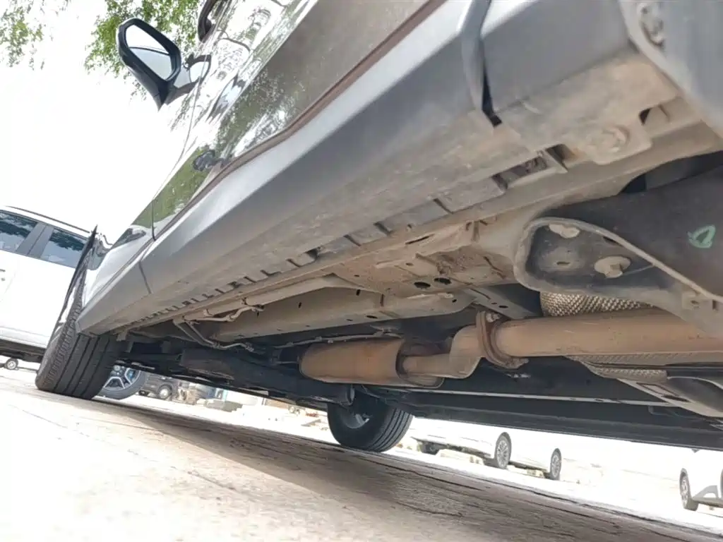 SAIC Maxus Maxus G50 2019 1.5T Automatic Luxury Edition China V фото 22