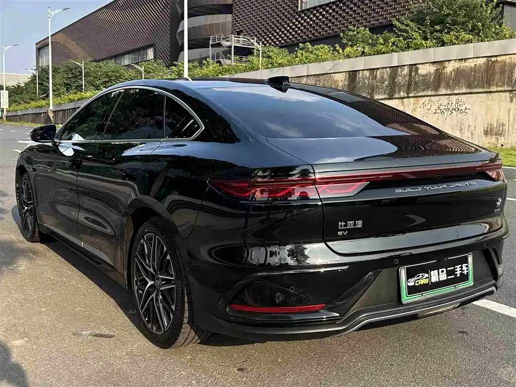 Фото 9 - BYD Han