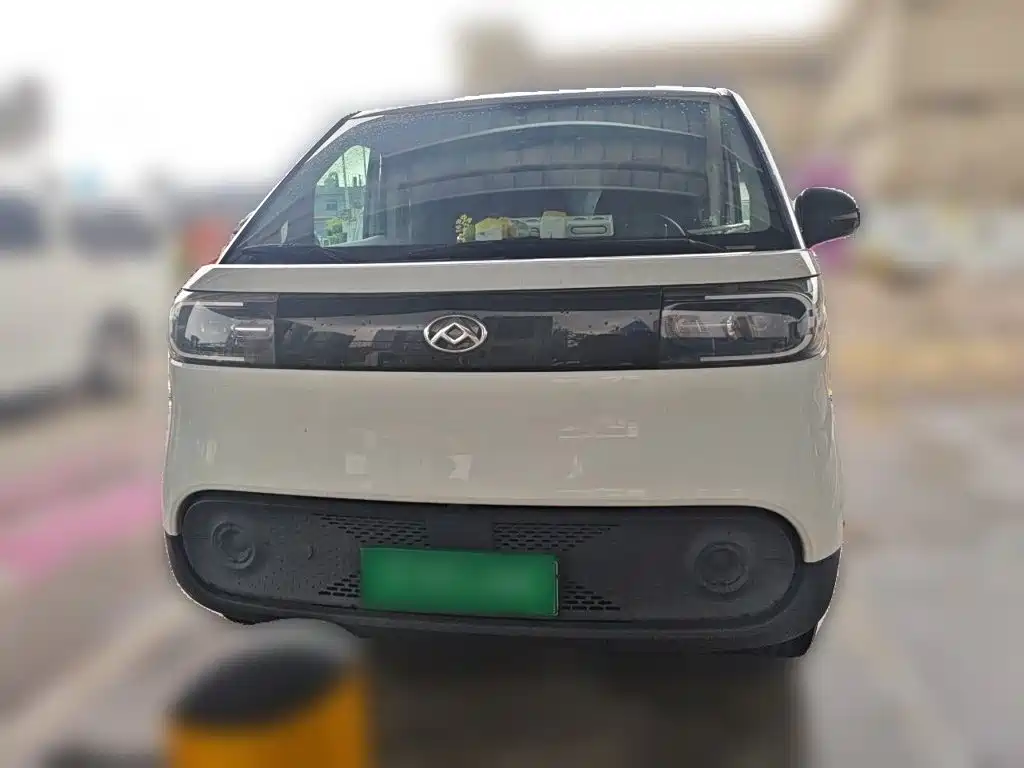 SAIC Maxus Dana V1 2025 2025 Low Roof Multi-purpose Version 42kWh