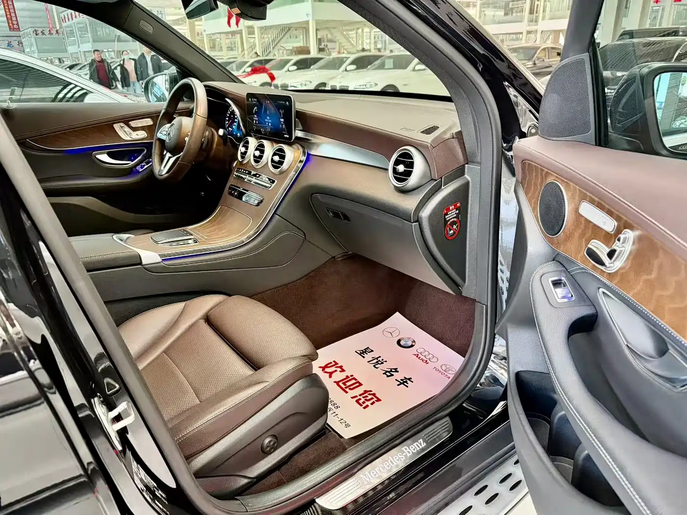 Mercedes-Benz GLC 2020 GLC 300 L 4MATIC Dynamic фото 7